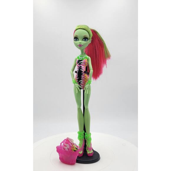 Monster High Doll Venus McFlytrap 10.5